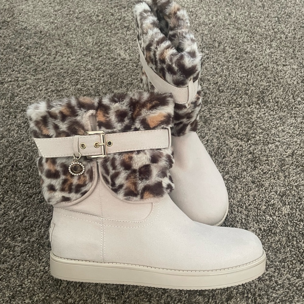 GBG Los Angeles Faux Fur Lined Boots